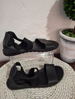 Sorel Black Women's Sandals Size 7.5.